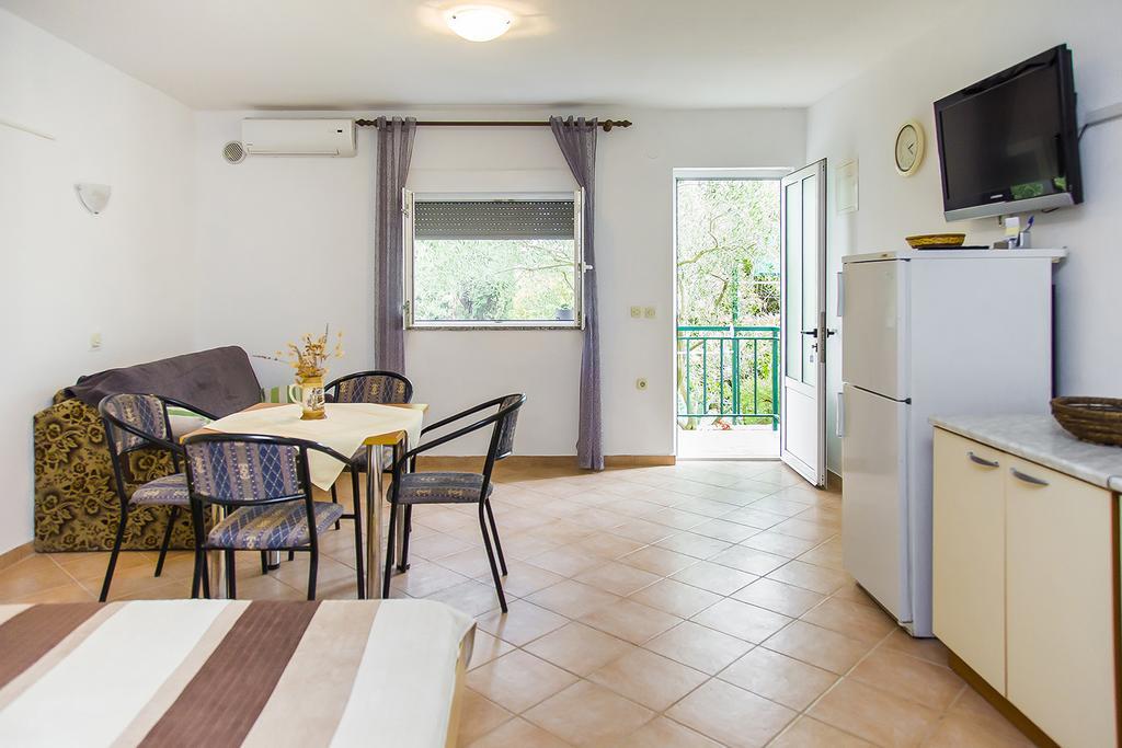 Apartments Zovko Drače Extérieur photo