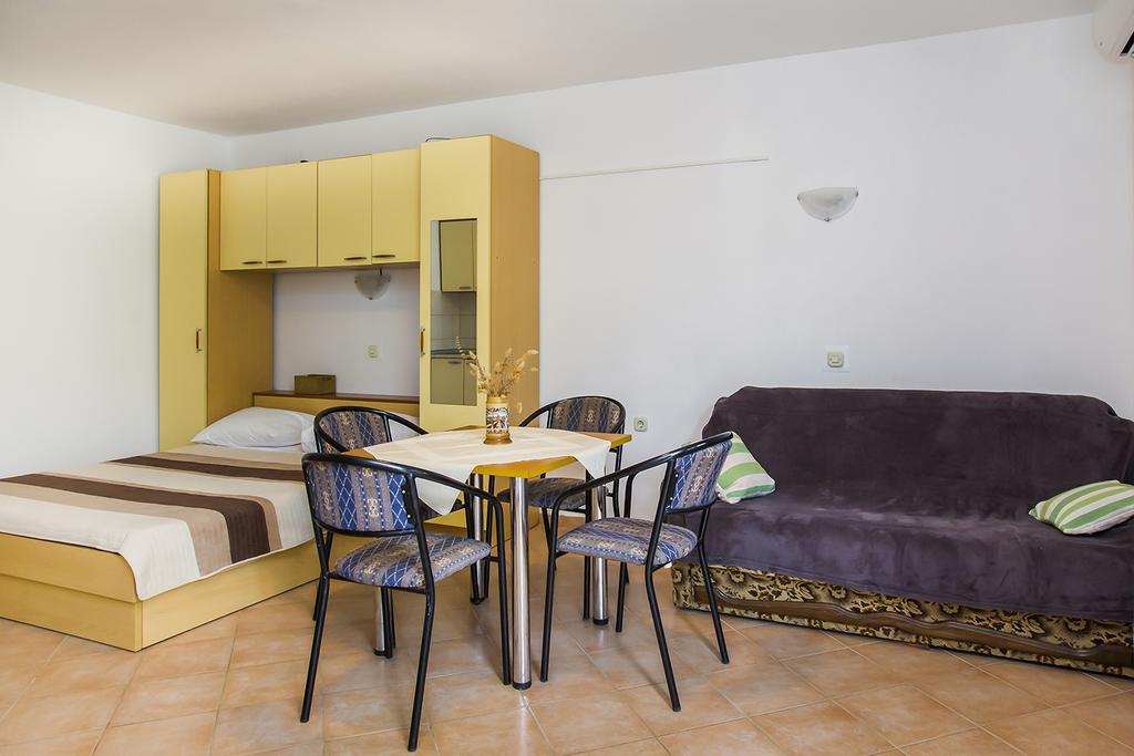 Apartments Zovko Drače Extérieur photo